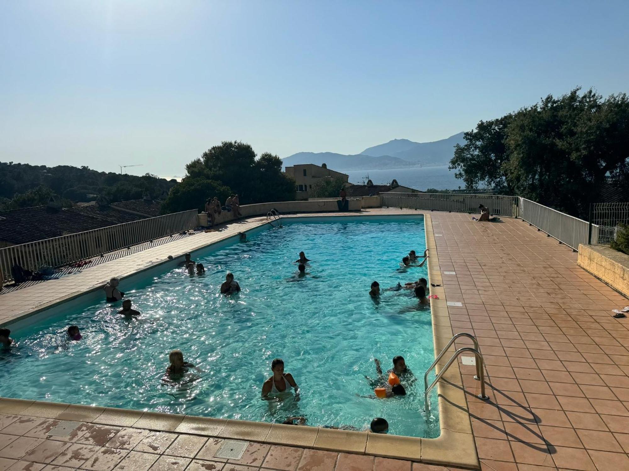 Le Namaste - A Porticcio, Agreable Appartement Avec Acces Piscine Porticcio  Exterior foto